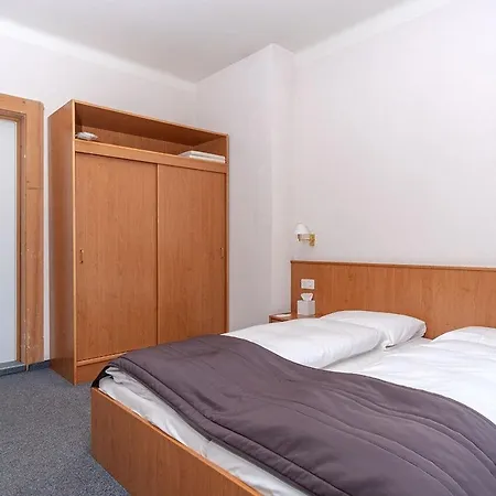 Davos Inn (Adults Only) Давос