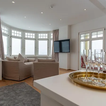 Hotel Davos Inn (Adults Only)