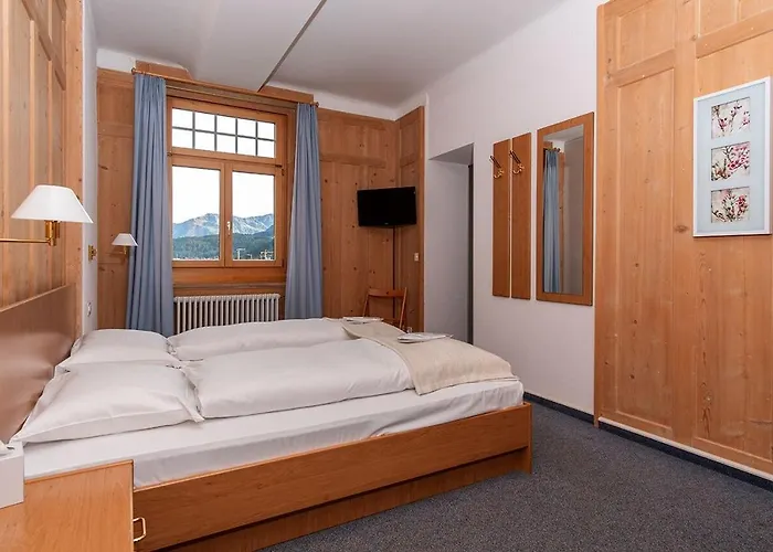 Davos Inn (Adults Only) Otel