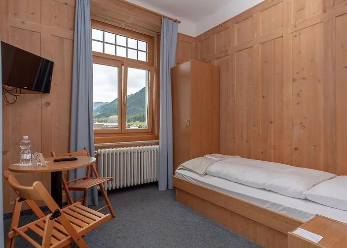 Davos Inn (Adults Only)